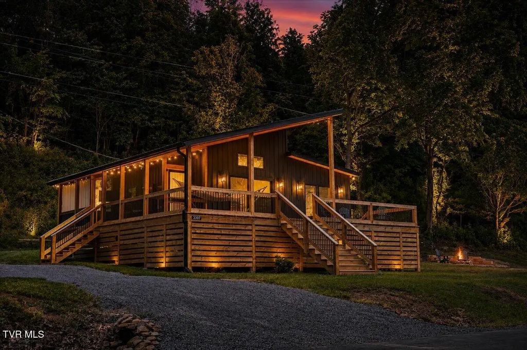 3307 Lunsford Mill Road, Hiltons