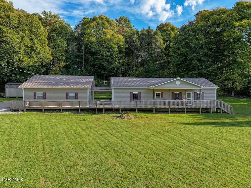 270 Silver Leaf Lane, Chuckey