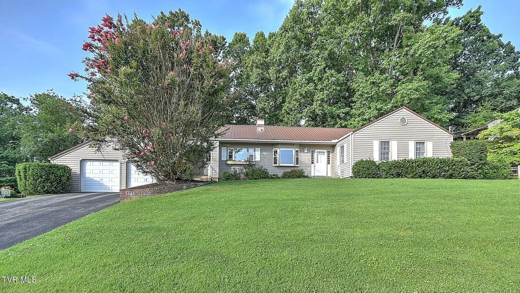 1711 Brentwood Drive, Greeneville