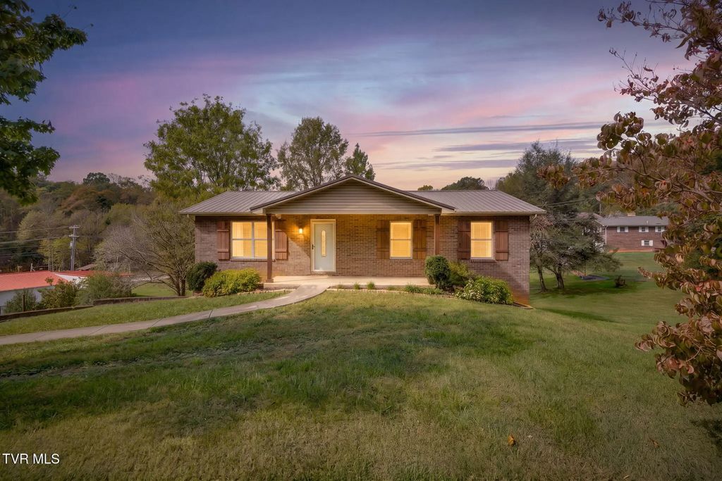 3251 Copper Ridge Road, Morristown Property Listing: MLS® #10002602