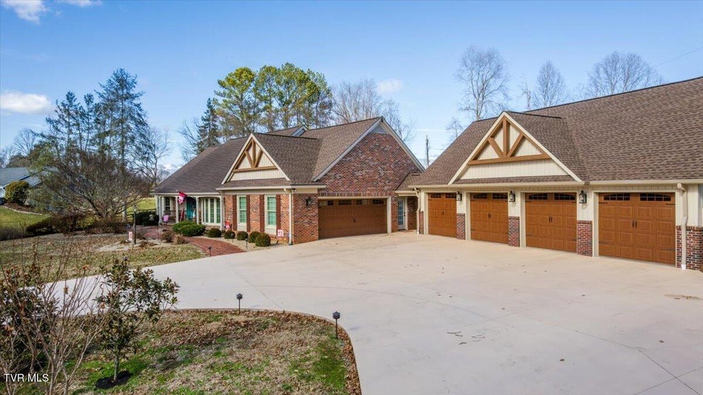 2 of 81 - 61 Fairway Drive, Bristol, TENNESSEE