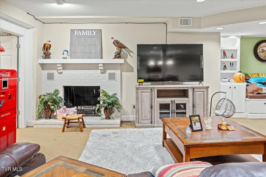 52 of 81 - 61 Fairway Drive, Bristol, TENNESSEE