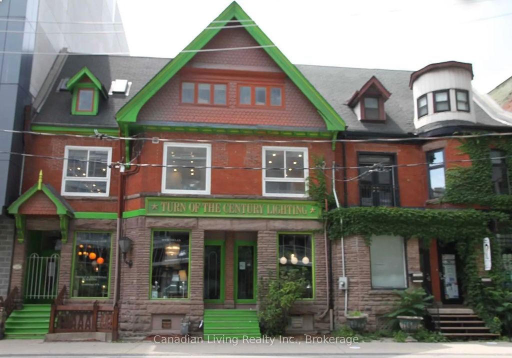 112 Sherbourne Street, Toronto C01