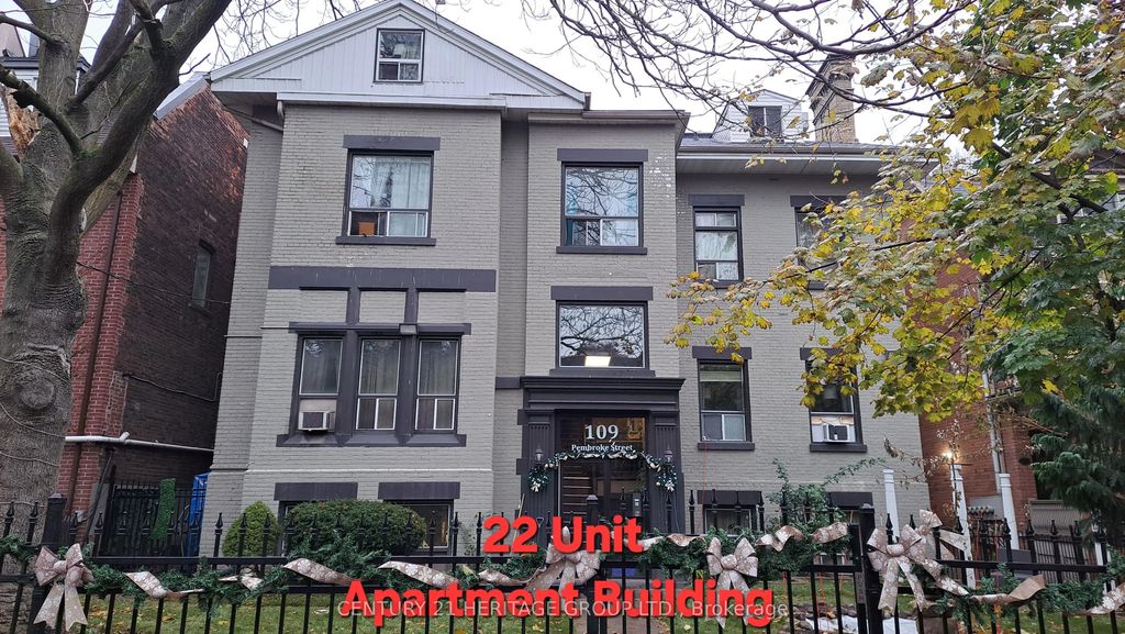 109 Pembroke Street, Toronto C08