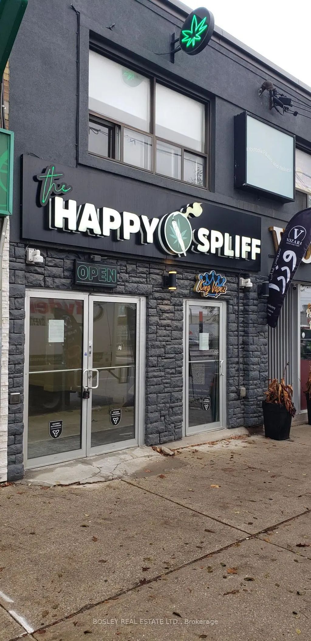 856 Eglinton Avenue E, Toronto C11