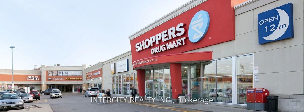1881 Steeles Avenue W 204, Toronto C06