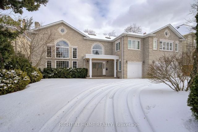 49 Arjay Crescent, Toronto C12