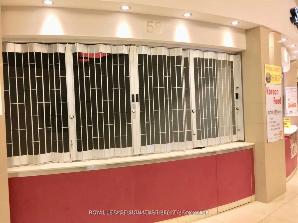 384 Yonge Street 58, Toronto C01