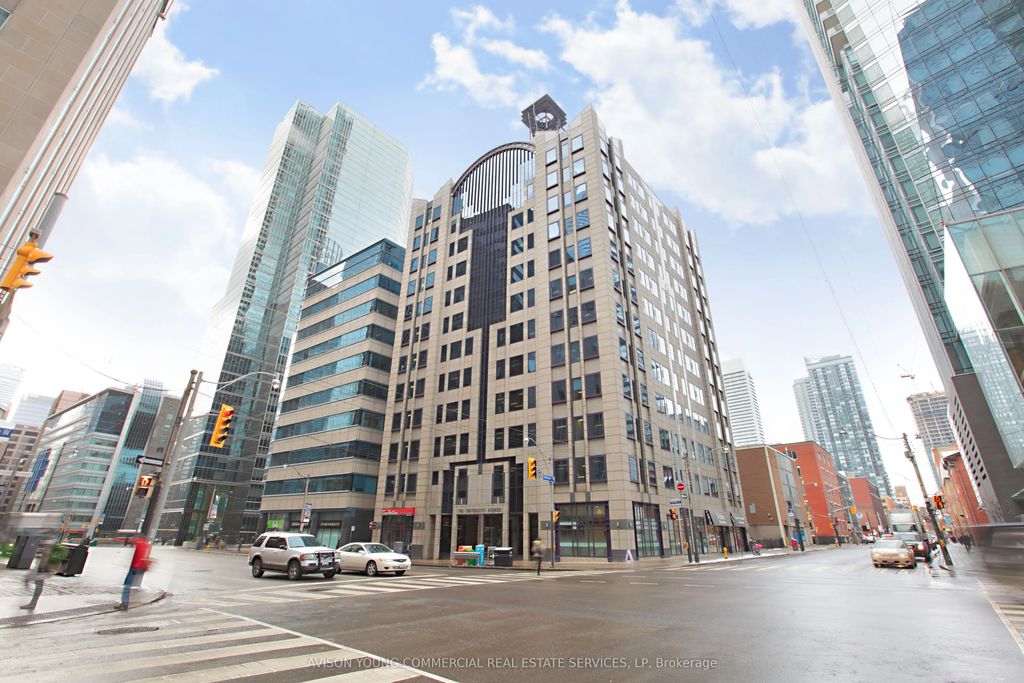 170 University Avenue 902, Toronto C01