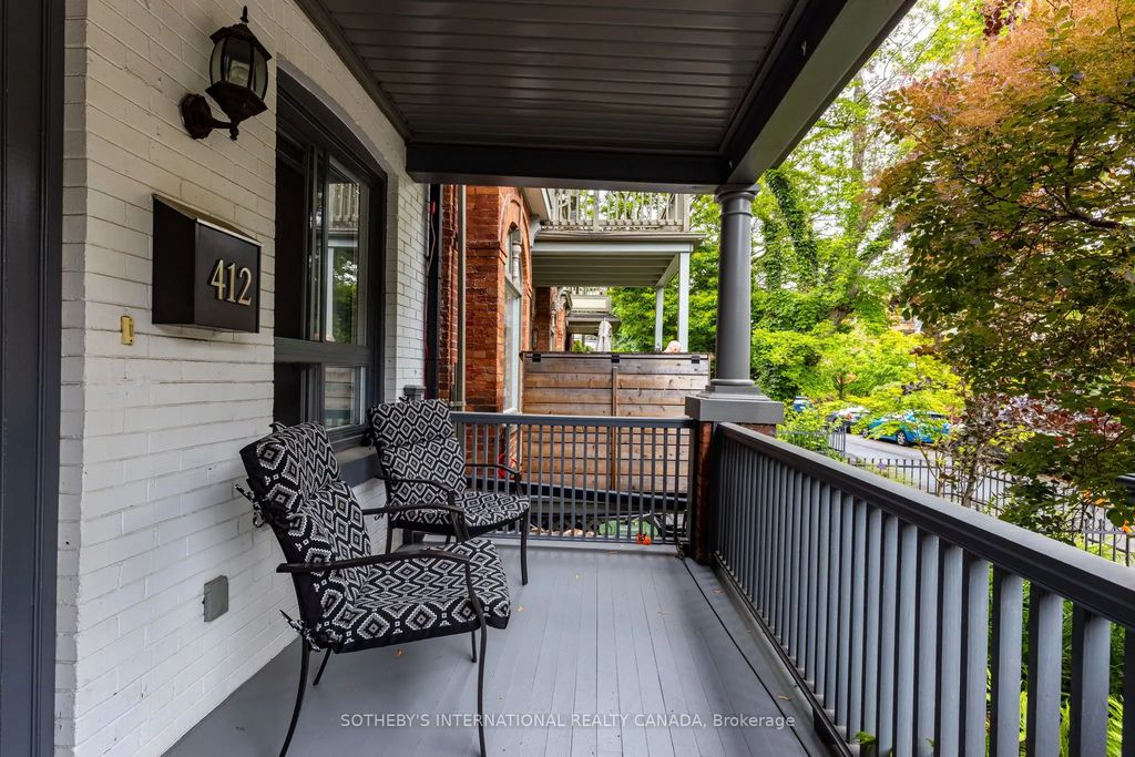 412 Wellesley Street E, Toronto C08