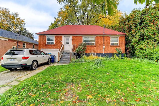 106 Johnston Avenue, Toronto C07