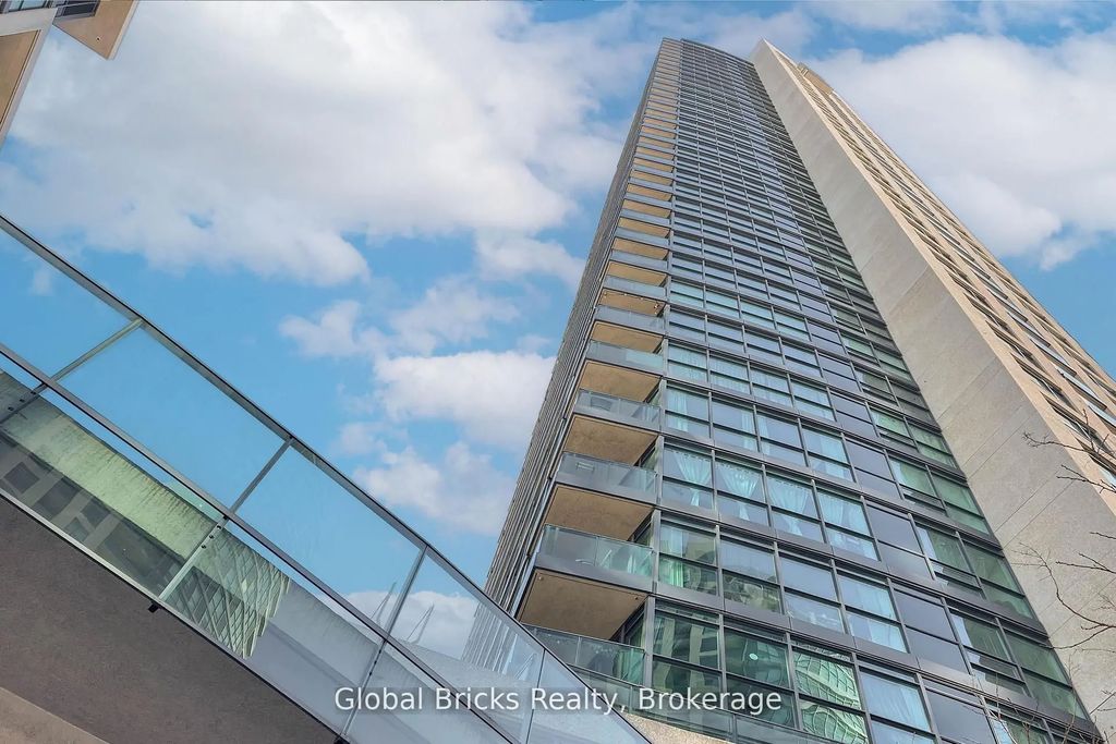 215 Fort York Boulevard #215, Toronto C01