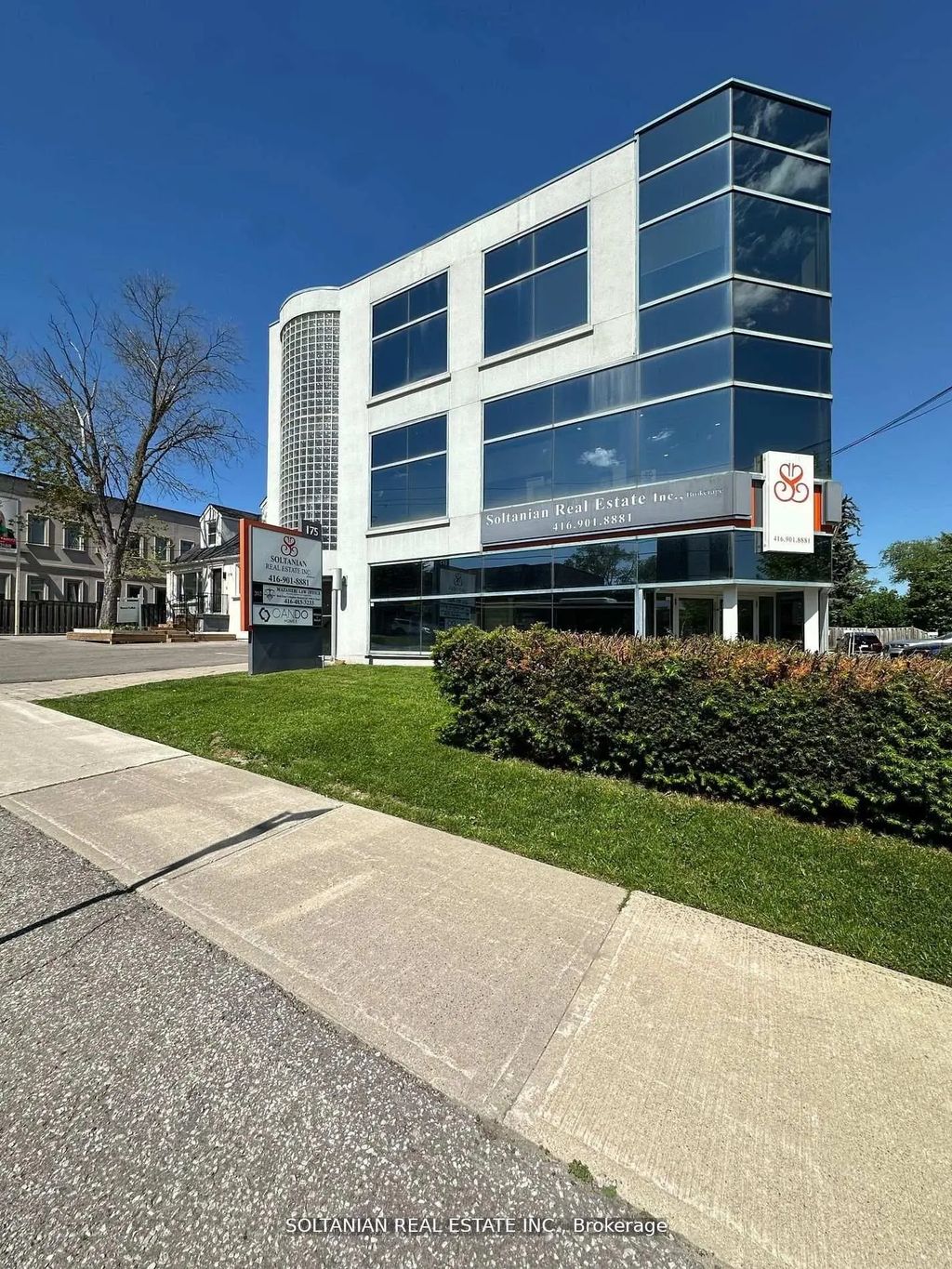 175 Willowdale Avenue 202, Toronto C14