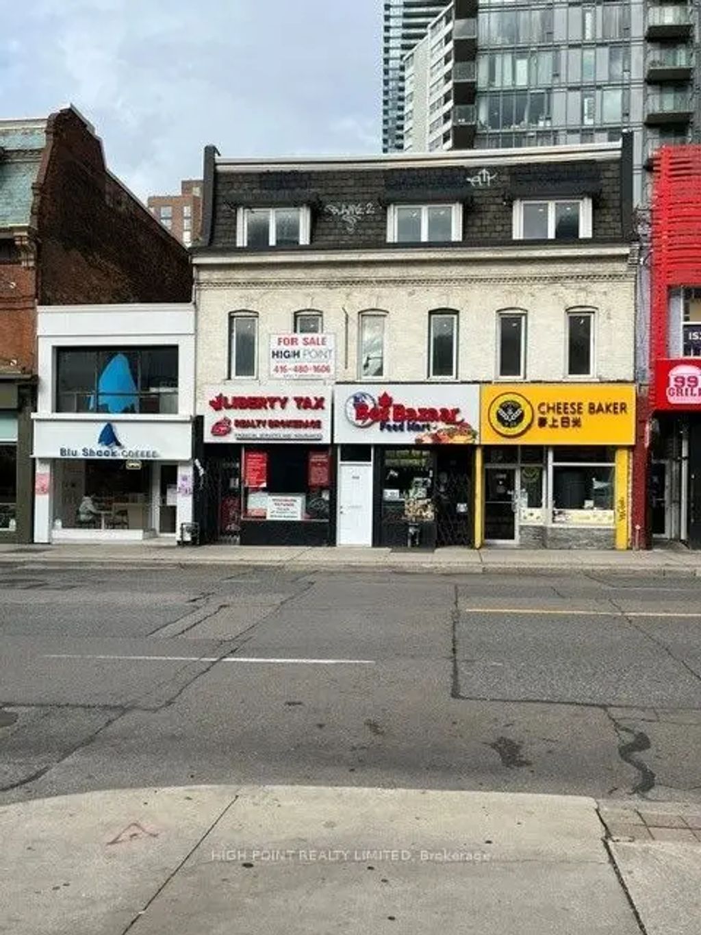 684-690 Yonge Street, Toronto C01
