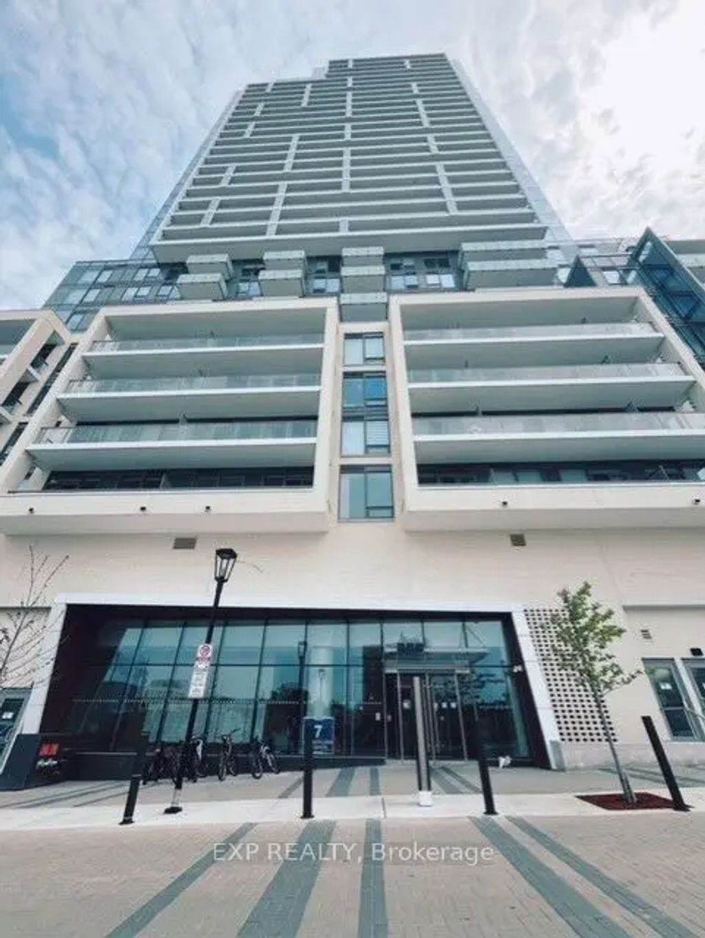 7 Golden Lion Heights N735, Toronto C14