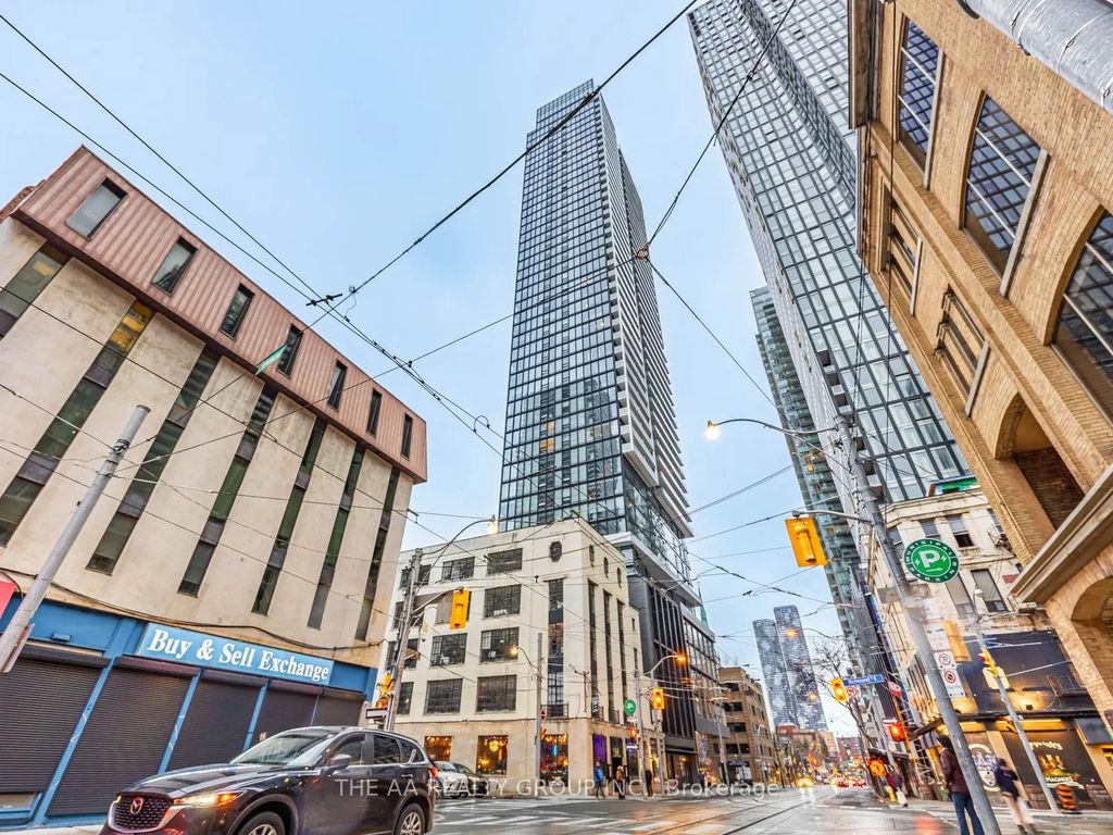 89 Church Street 802, Toronto C08