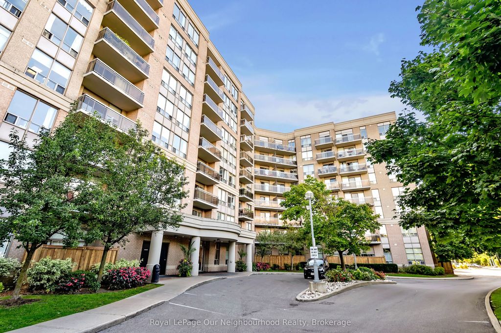 1720 Eglinton Avenue E 813, Toronto C13