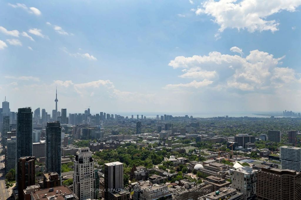 50 Yorkville Avenue 5202, Toronto C02