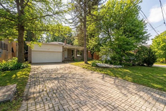 23 Christine Crescent, Toronto C07