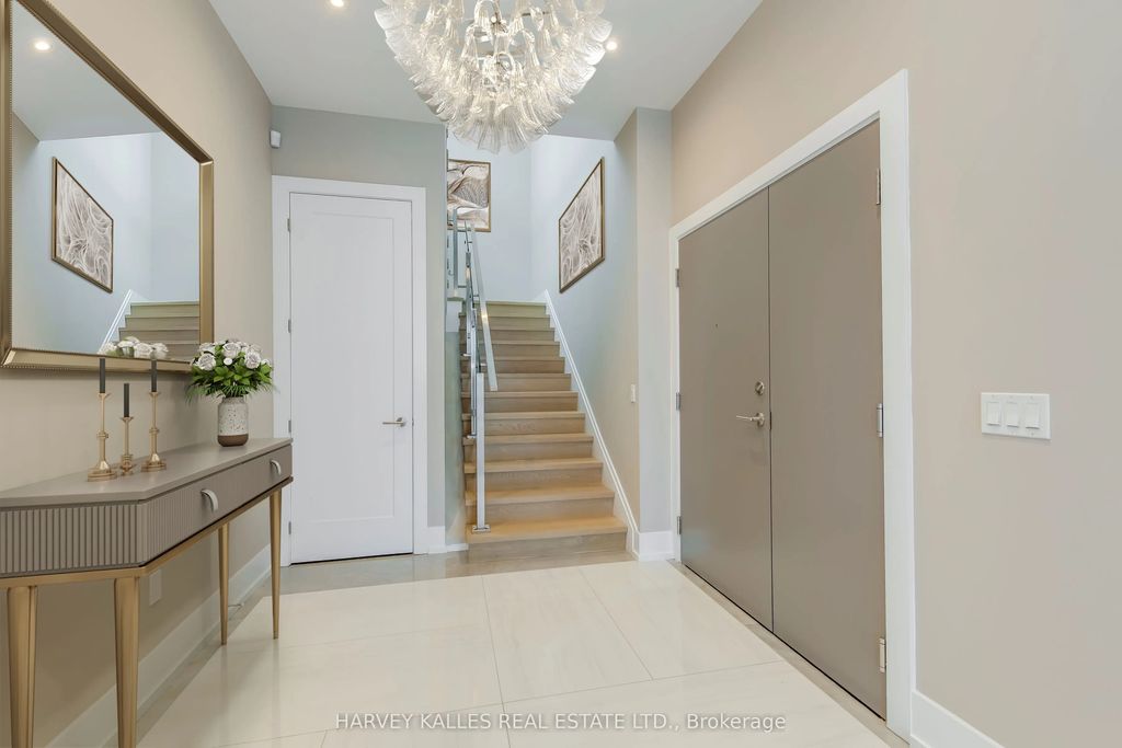 99 John Street 4801, Toronto C01