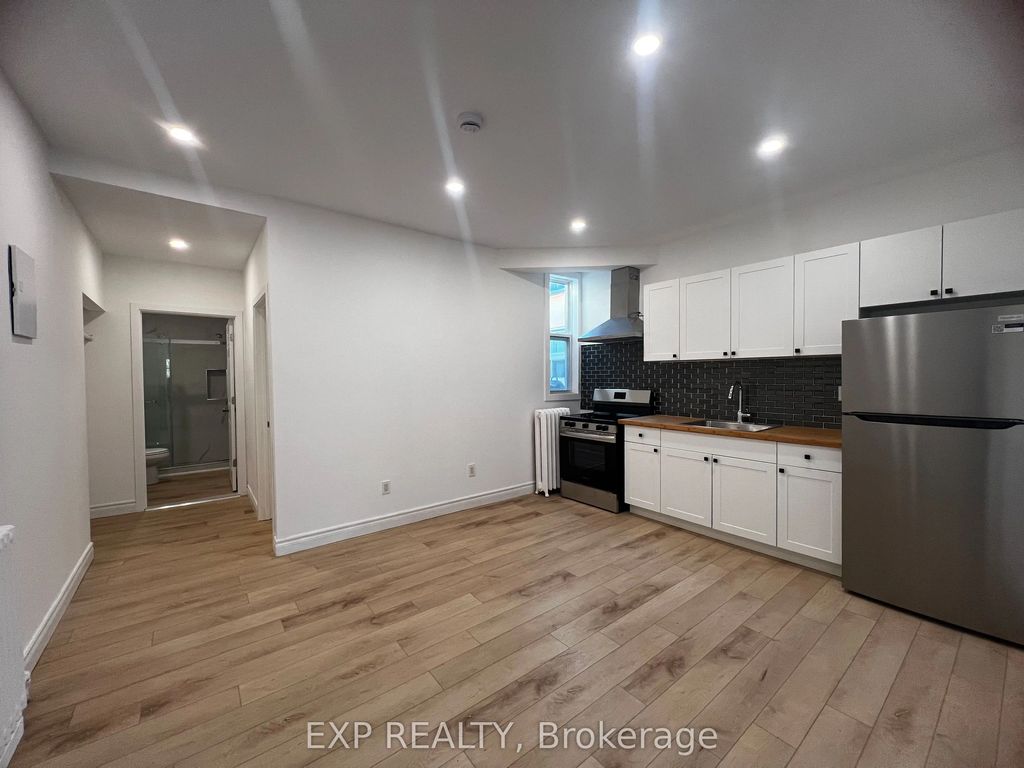 804a St Clair Avenue W 102, Toronto C03