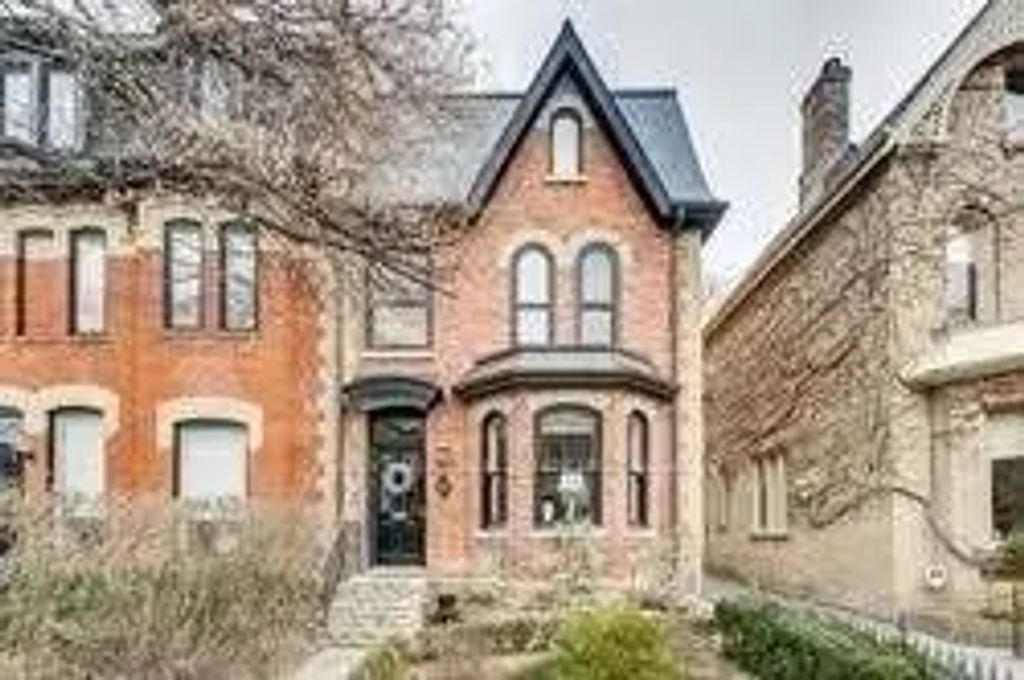 99 Hazelton Avenue, Toronto C02