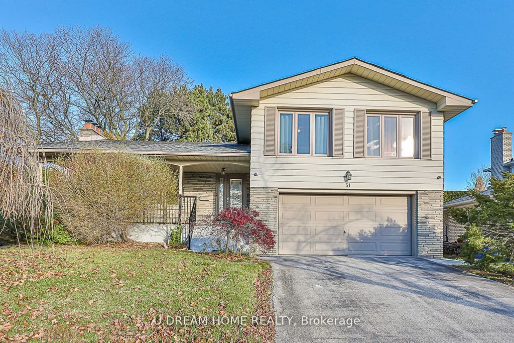 31 Shawfield Crescent, Toronto C13