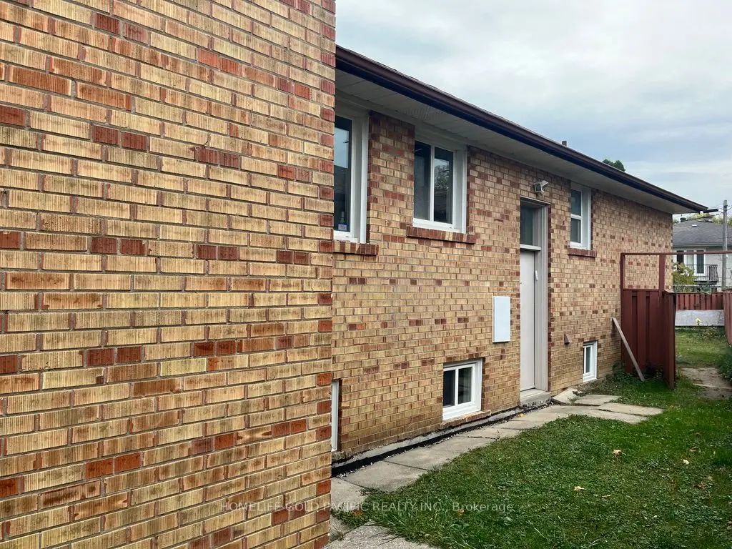 244 Maxwell (basement) Street, Toronto C06