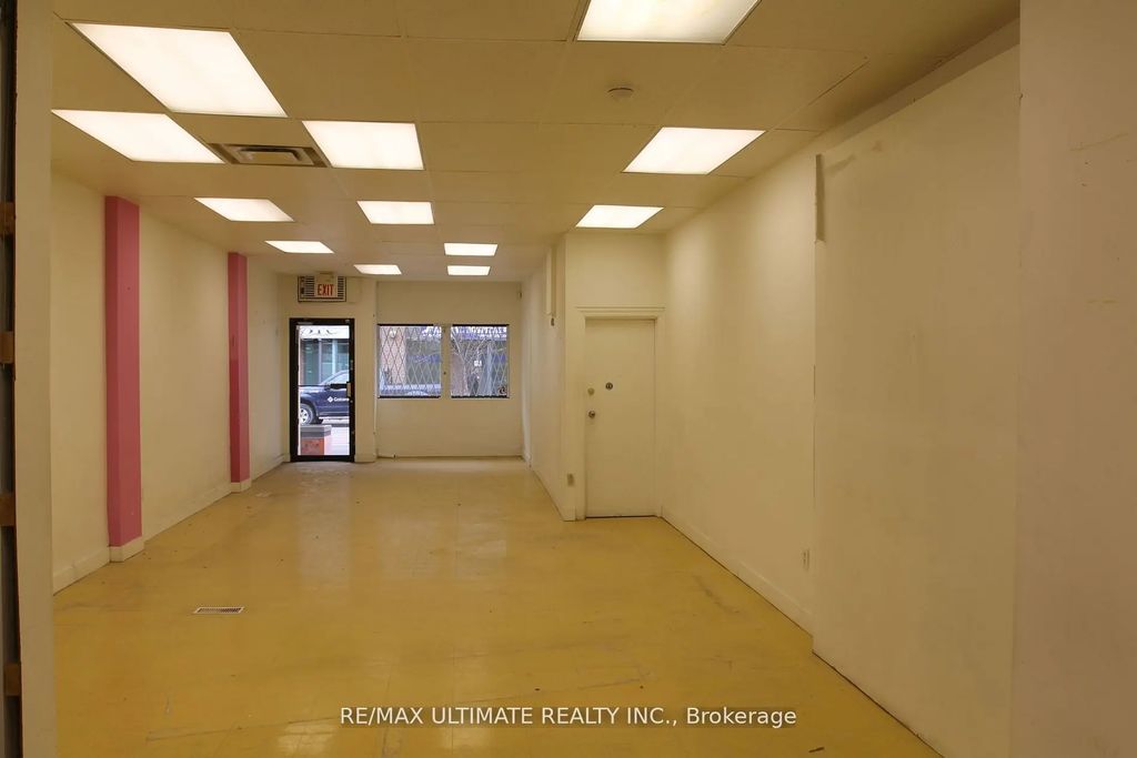 1190 Queen Street W, Toronto C01