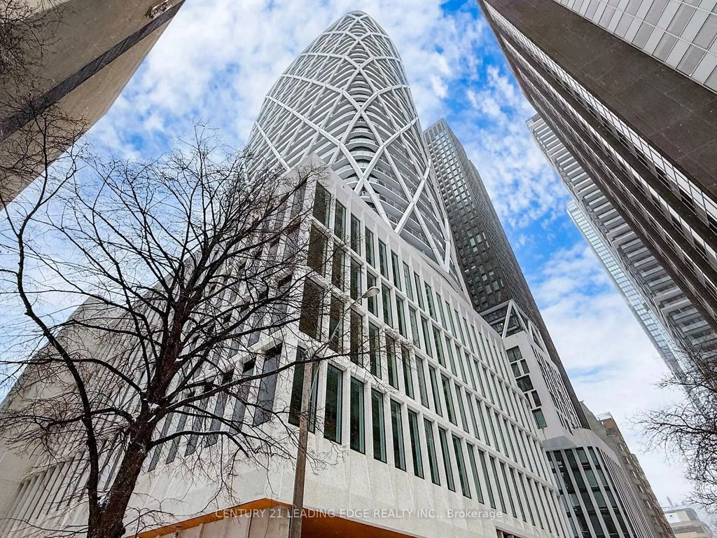 230 Simcoe Street 2212, Toronto C01