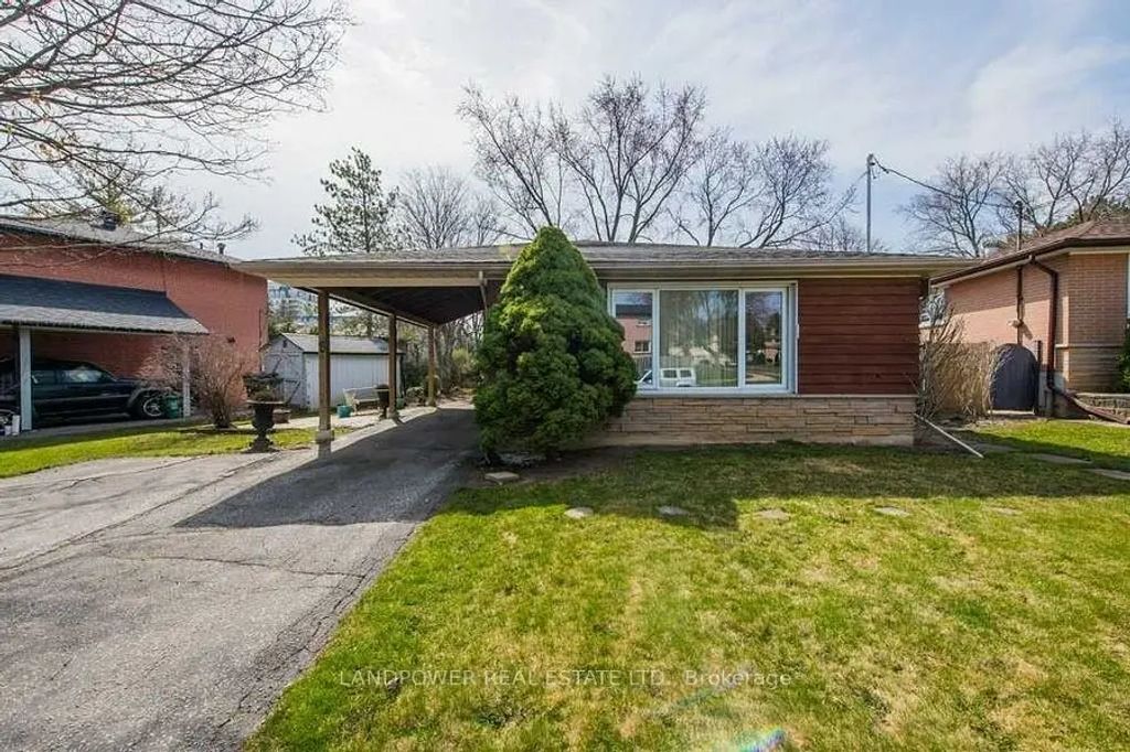 8 Clareville Crescent, Toronto C15