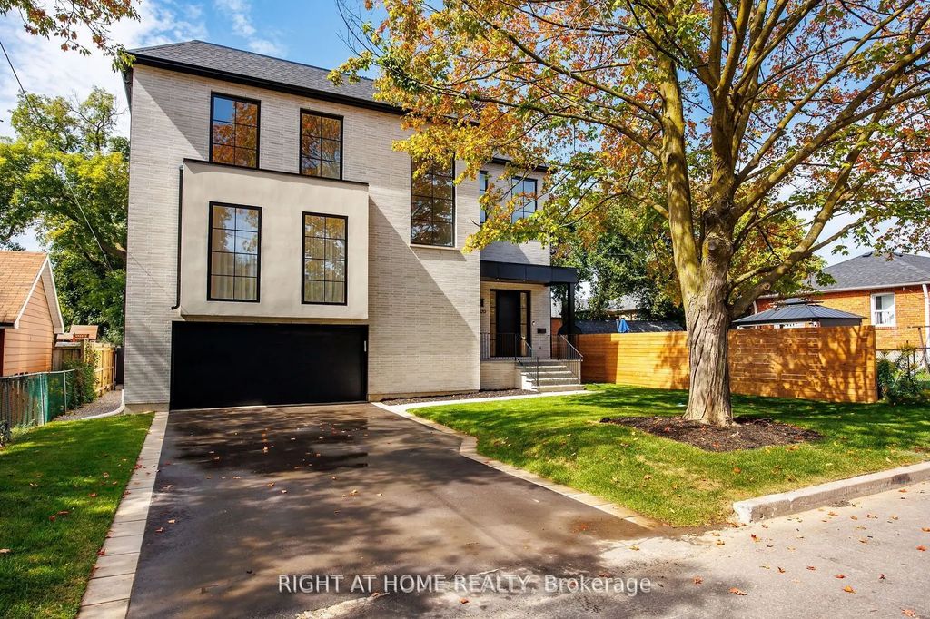 120 Hammell Street, Toronto C06
