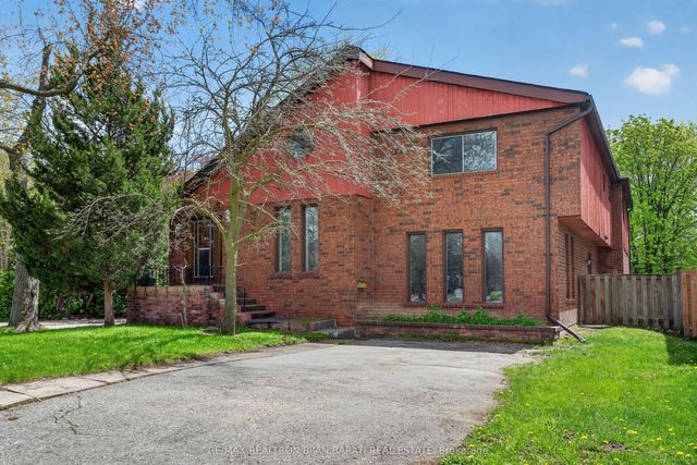 309 Hillcrest Avenue, Toronto C14