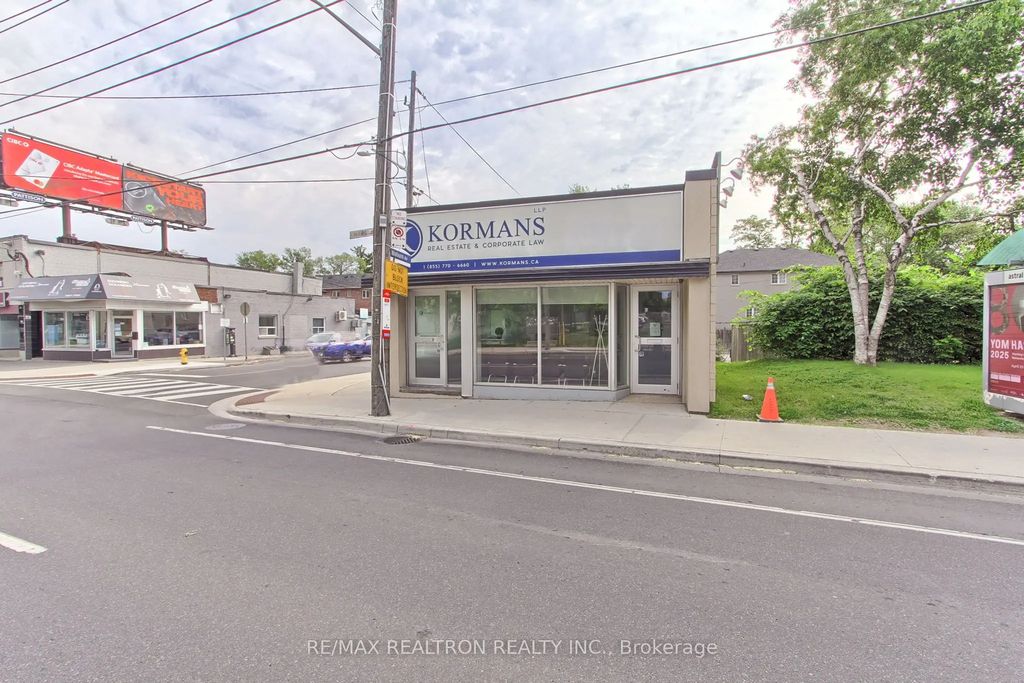 3173 Bathurst Street Main Floor, Toronto C04