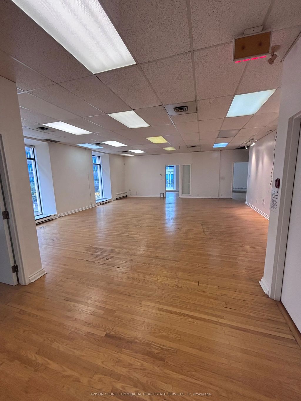 25 Toronto Street 200, Toronto C08