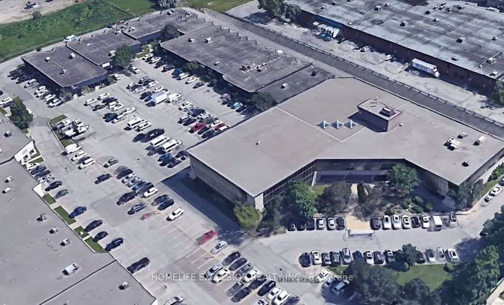 716 Gordon Baker Road 202, Toronto C15