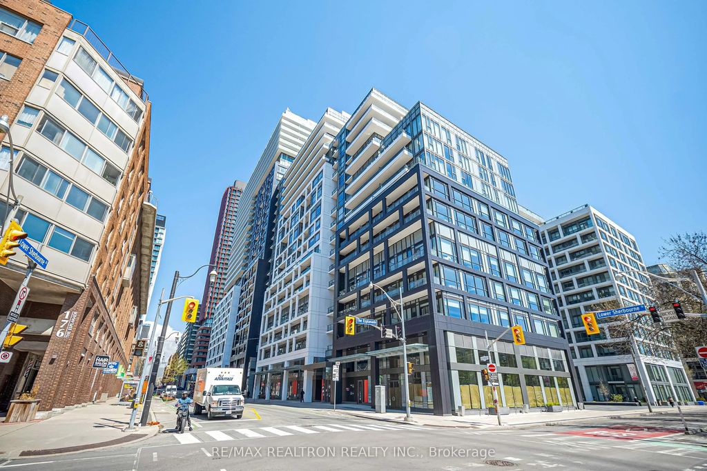 121 Lower Sherbourne Street 1742, Toronto C08