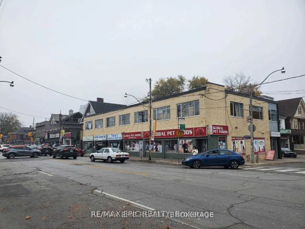 329 St George Street 5, Toronto C02