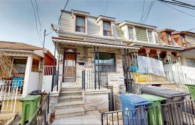 36 Mitchell Avenue, Toronto C01