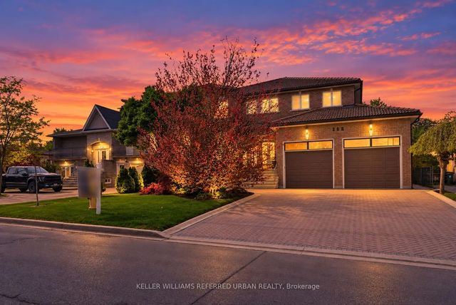 162 Codsell Avenue, Toronto C06