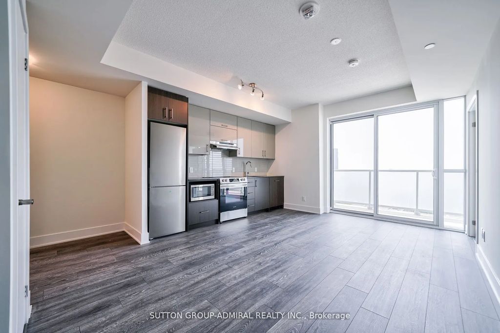 188 Fairview Mall Drive 2115, Toronto C15