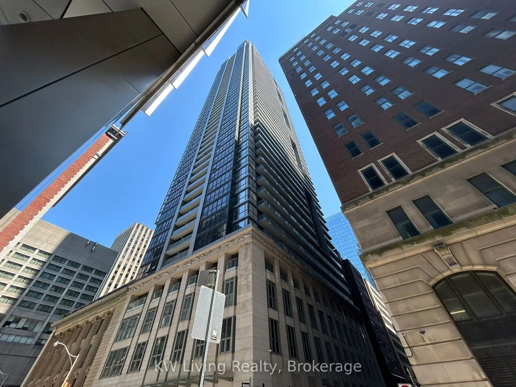 70 Temperance Street 2708, Toronto C01