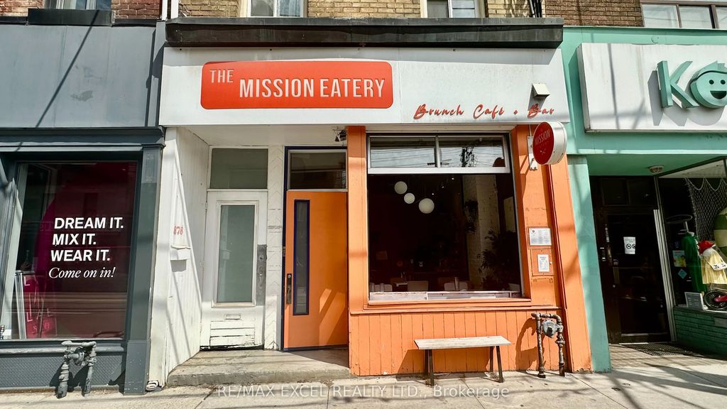 676 Queen Street W, Toronto C01