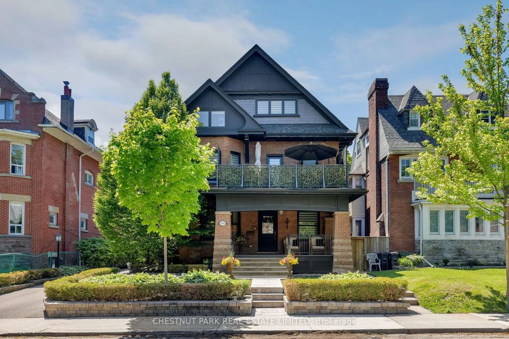386 Palmerston Boulevard, Toronto C01
