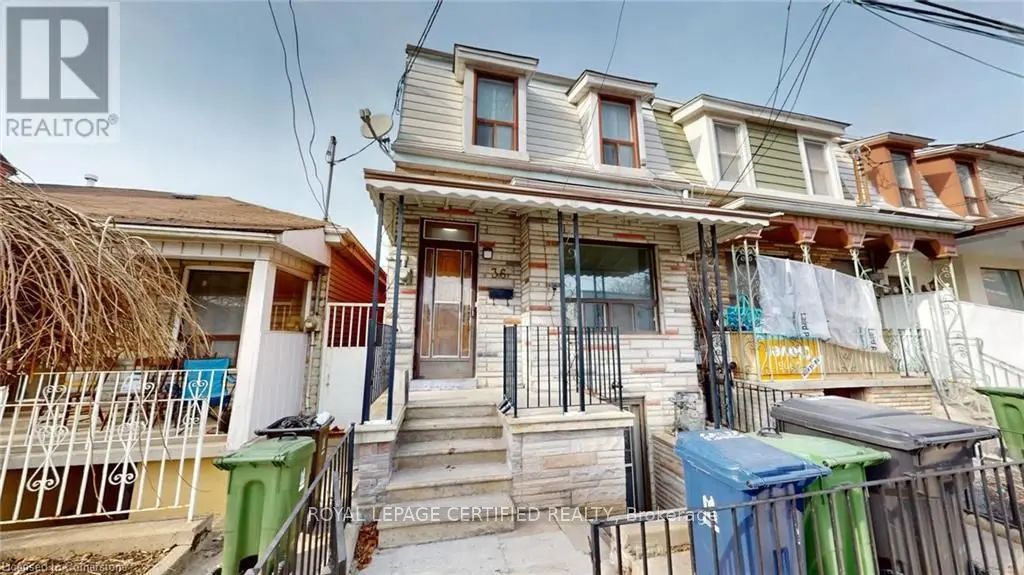 36 Mitchell Avenue, Toronto C01