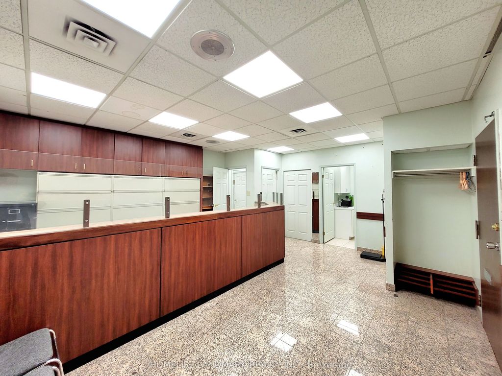 600 Sherbourne Street 706, Toronto C08