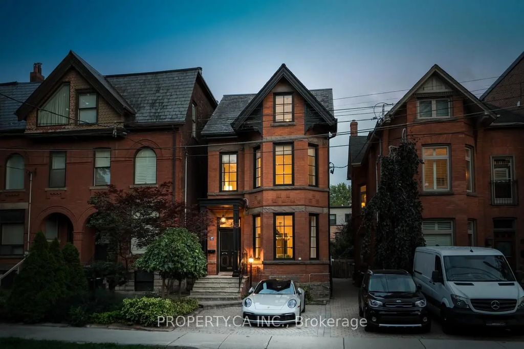 43 Bernard Avenue, Toronto C02