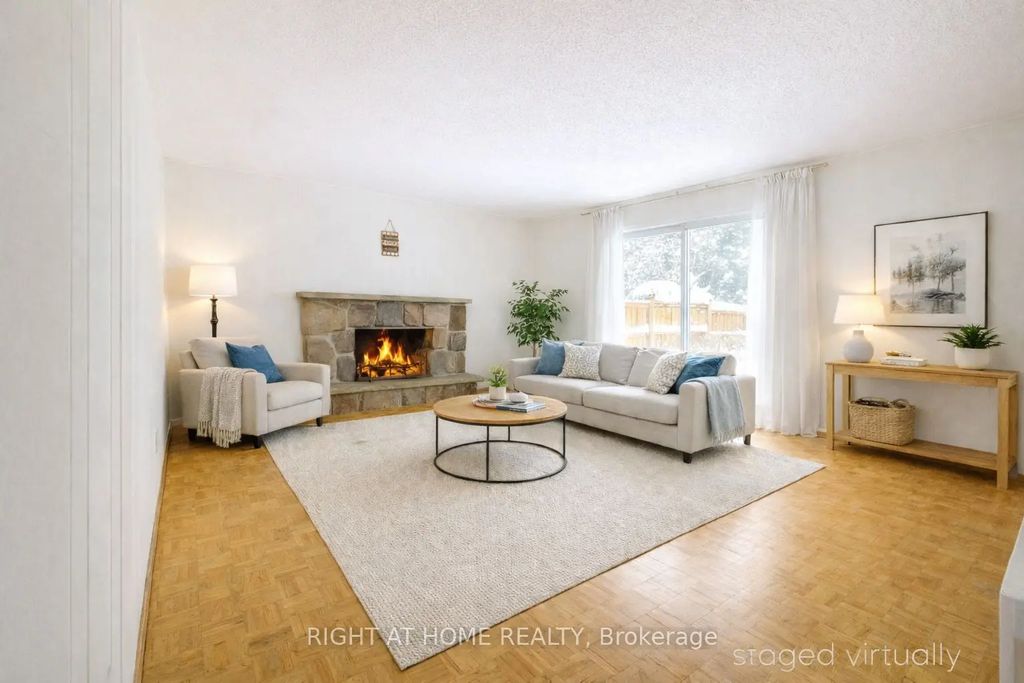 26 Rustywood Drive, Toronto C13