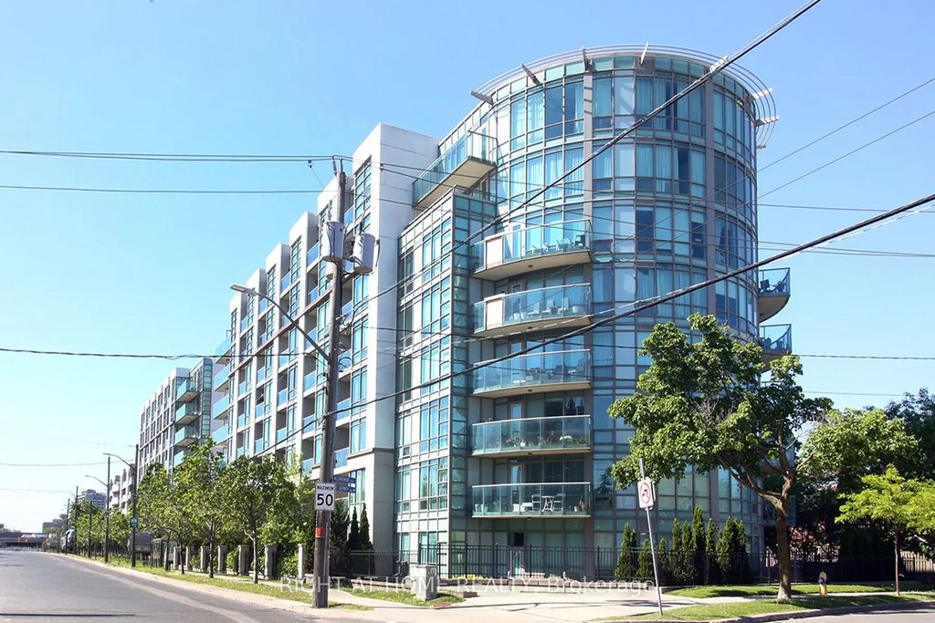 3830 Bathurst Street 505, Toronto C06