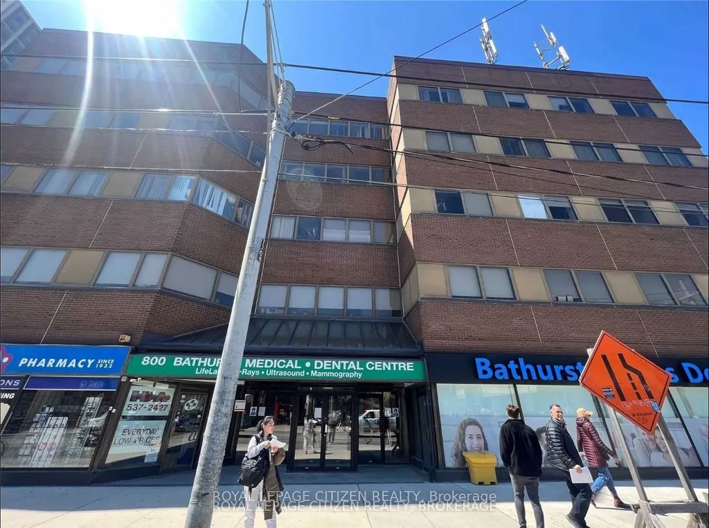 800 Bathurst Street 501, Toronto C02